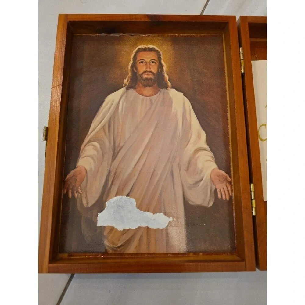 Holy Bible 1976 Prince of Peace Memorial Edition Concord Bible‎ Wooden Cedar C1